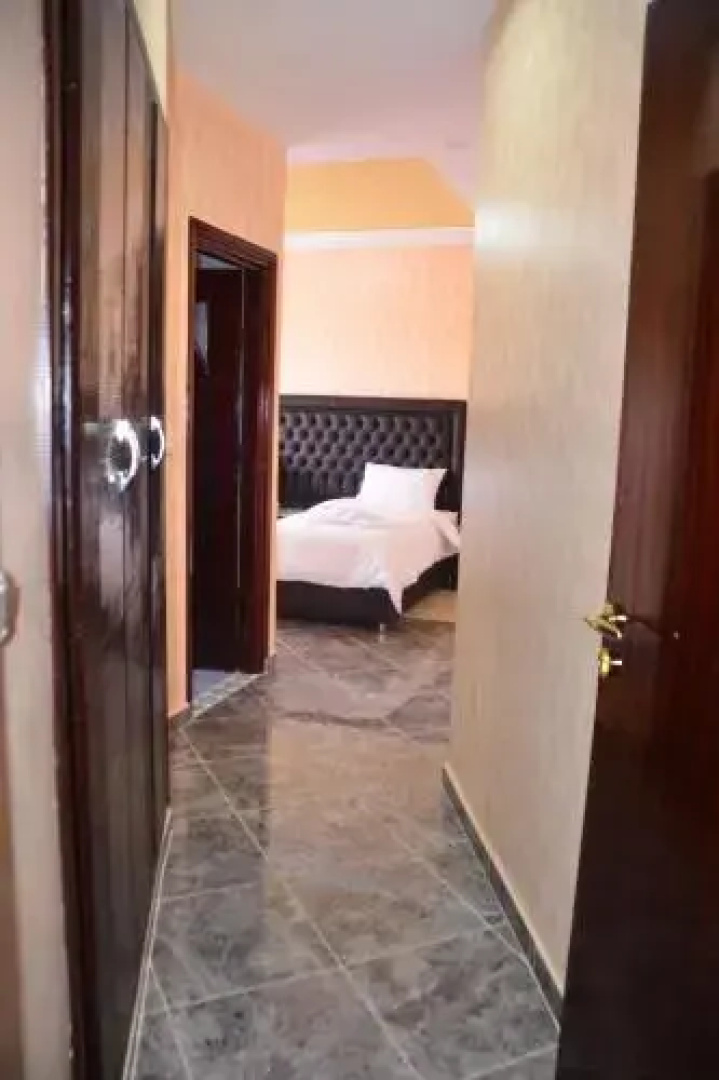 Hotel Hadaik Ain Asserdoune