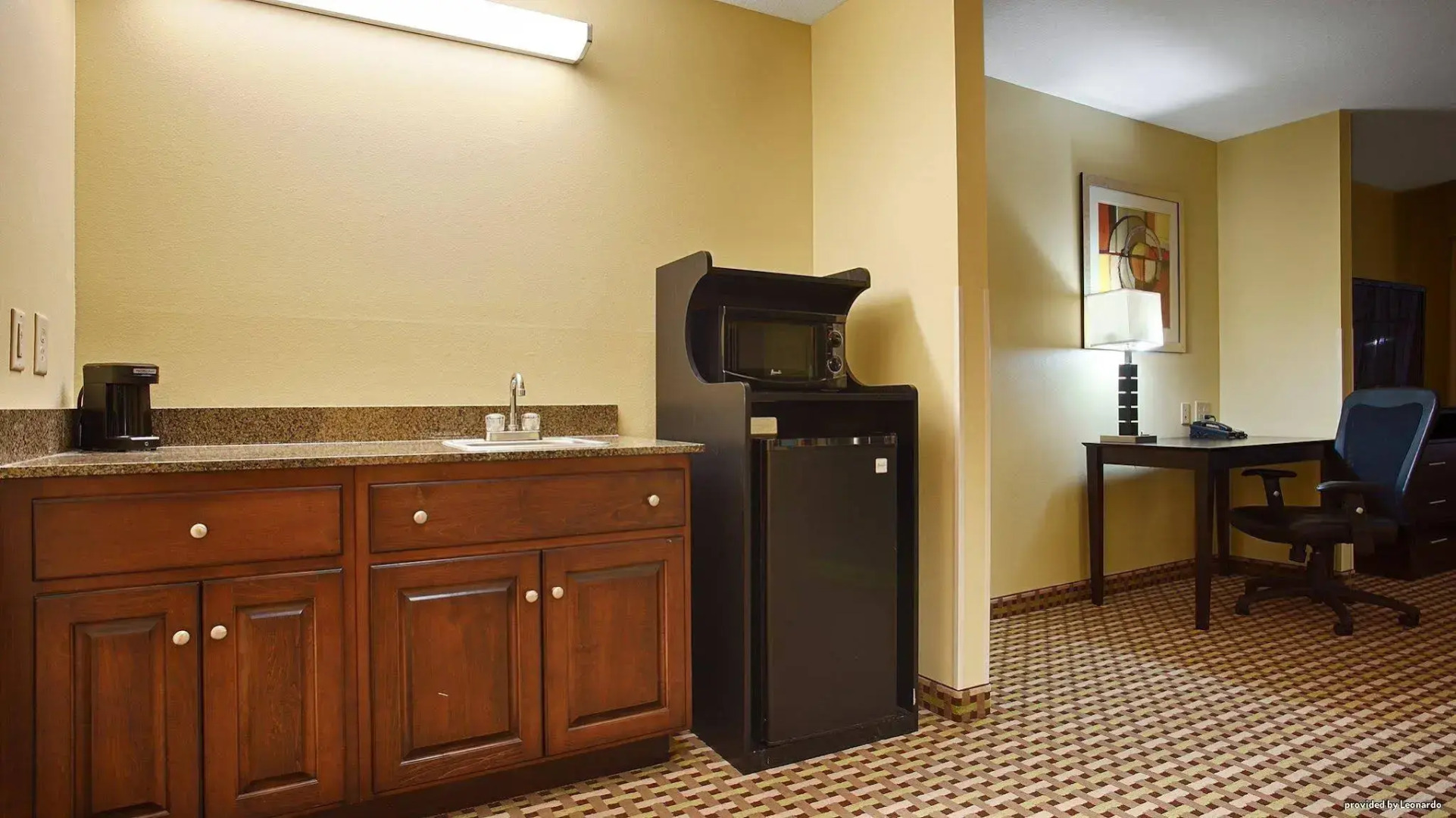 Best Western Plus Brunswick Inn & Suites