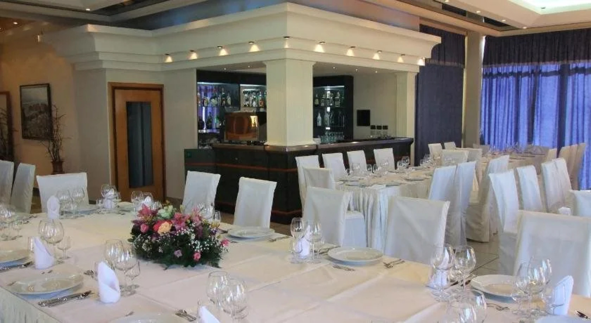 Paradise Beach Hotel