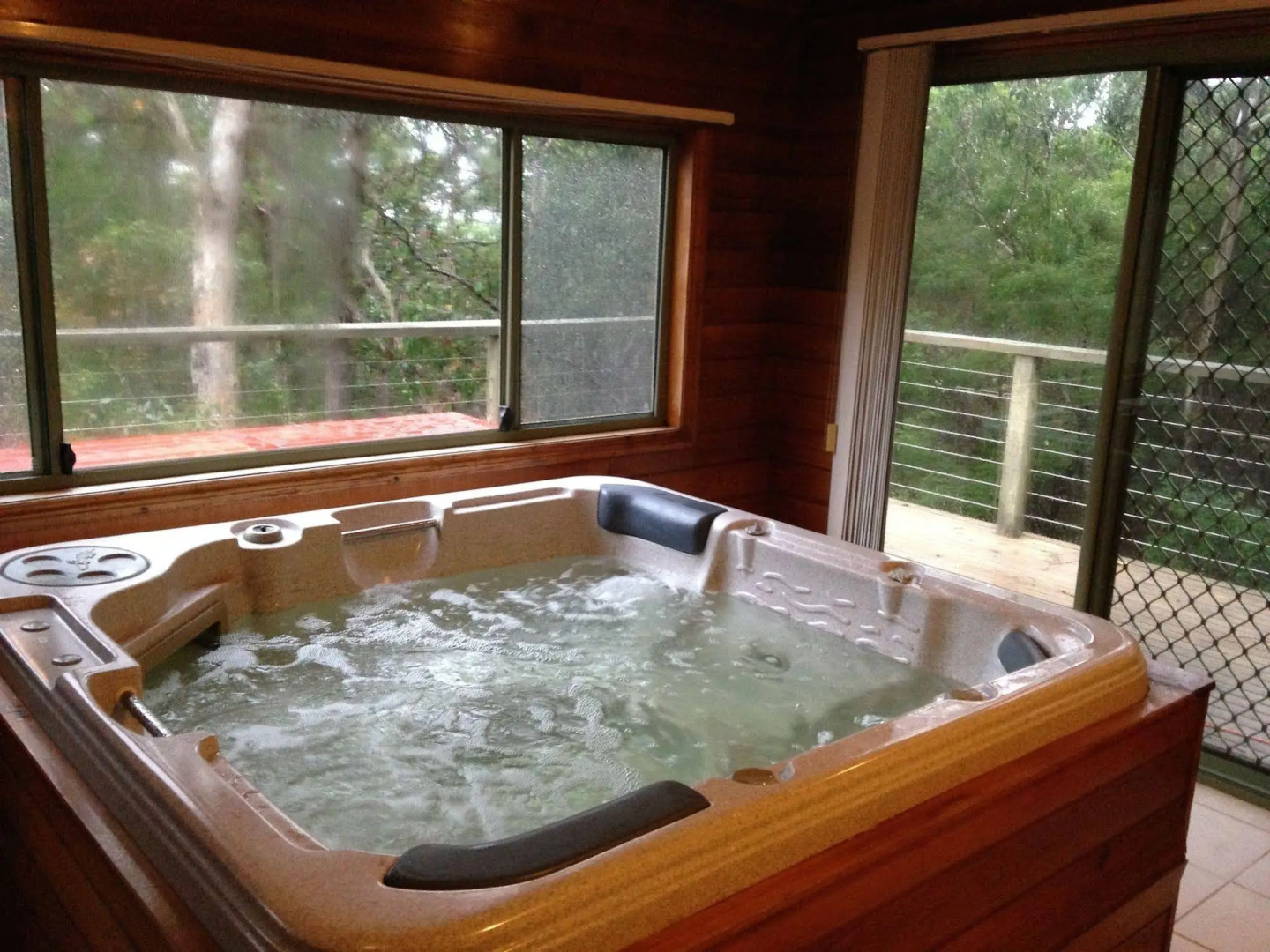 Southern Anchorage Retreat