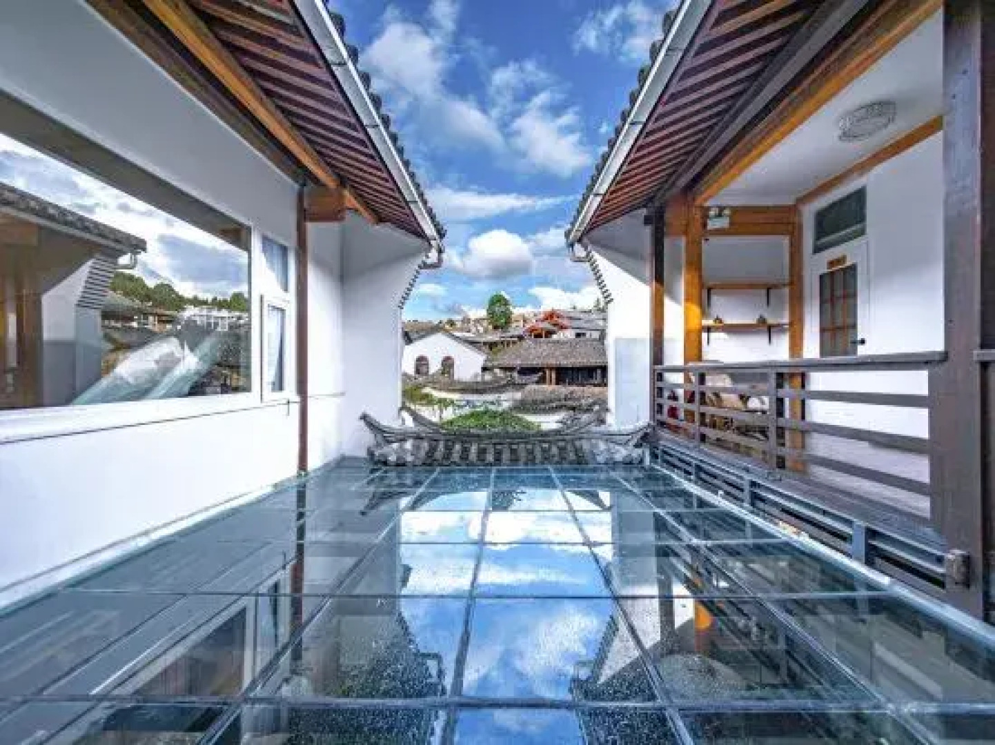 Heshun Maohong Shanju Inn