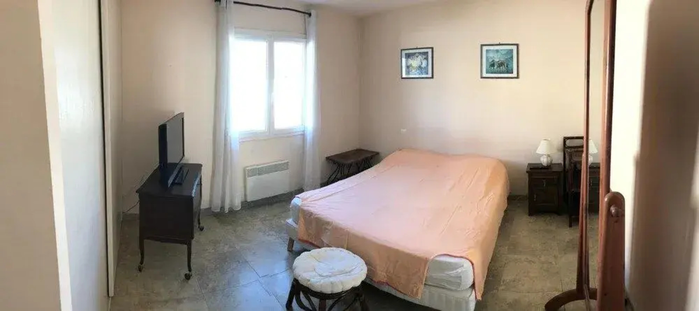 Chambre 2 Beziers Villeneuve