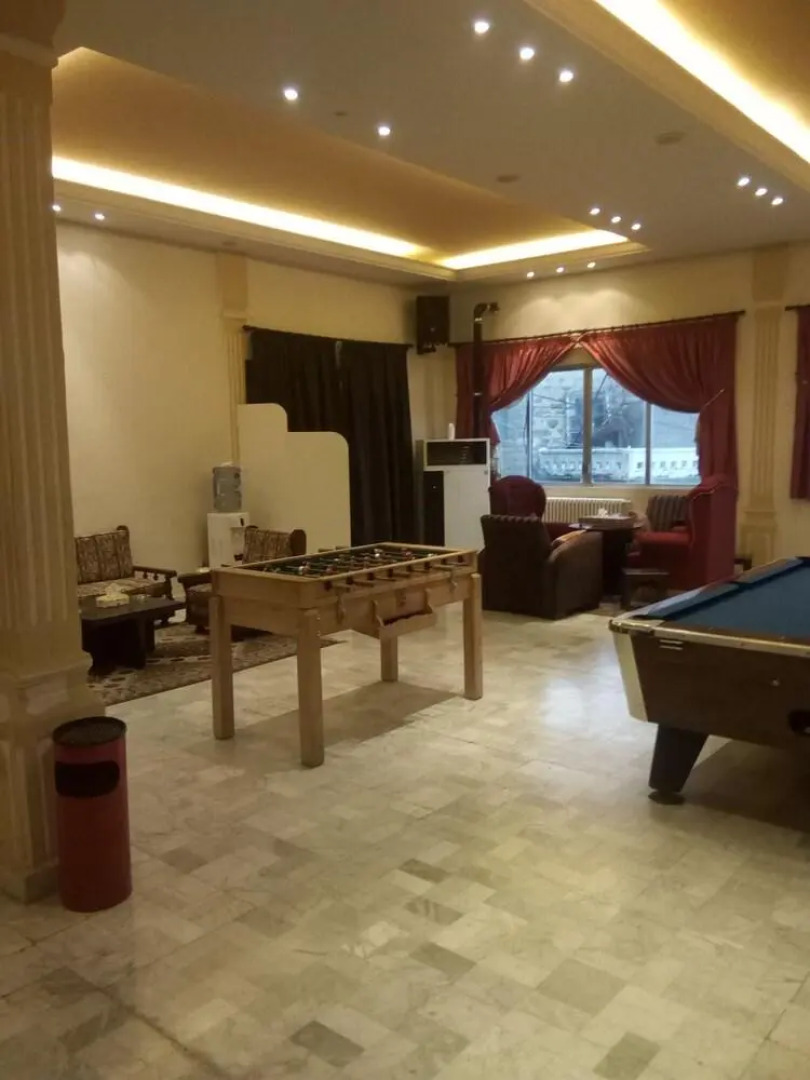 Palace Hostel Bsharry