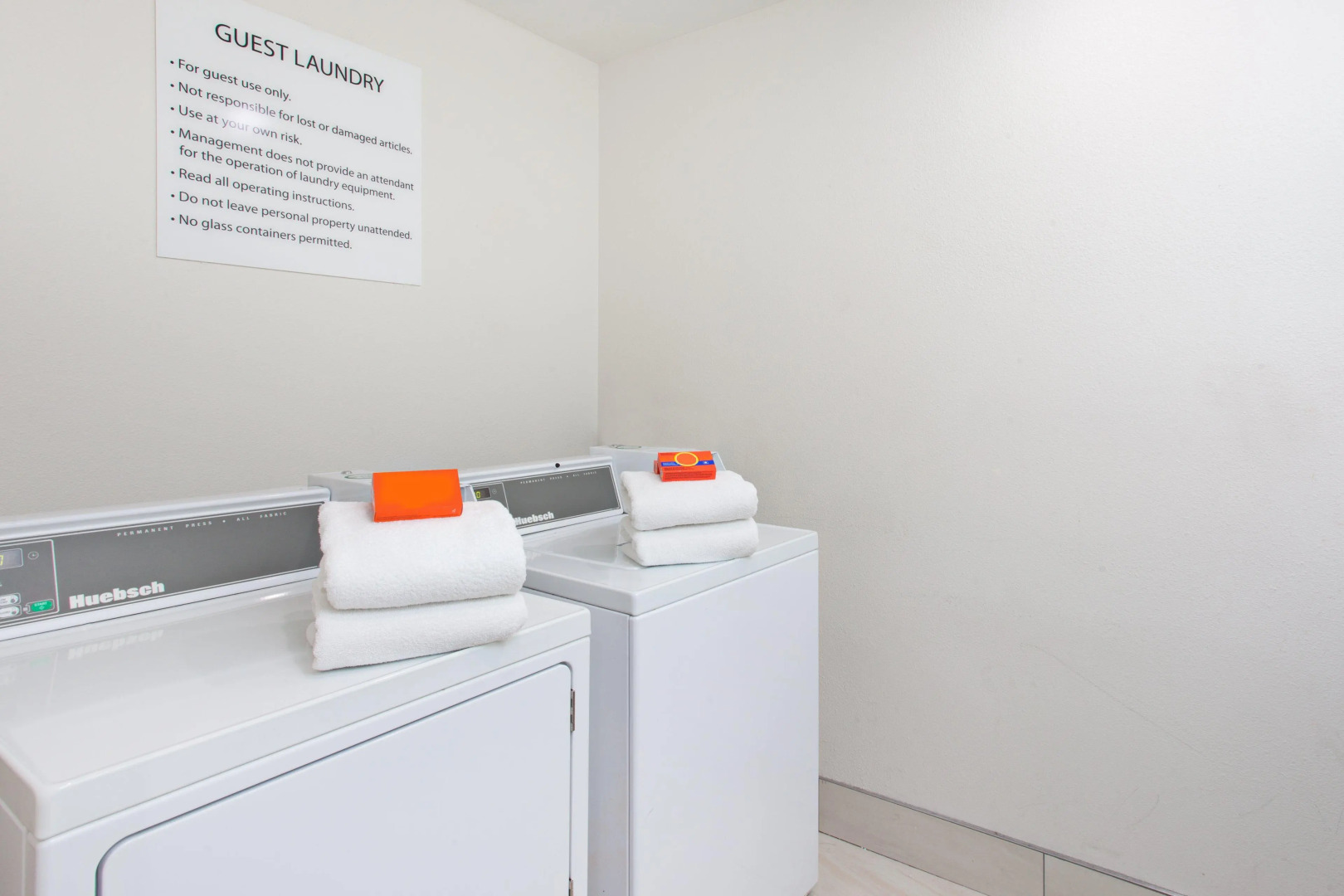 Holiday Inn Express & Suites Corona by IHG