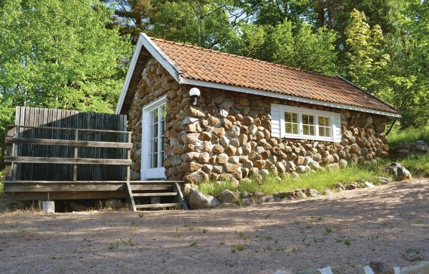 Beautiful Home in Vimmerby With 3 Bedrooms, Sauna and Wifi