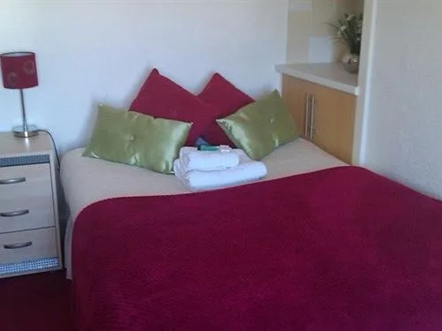 Riverside Bar & Restaurant