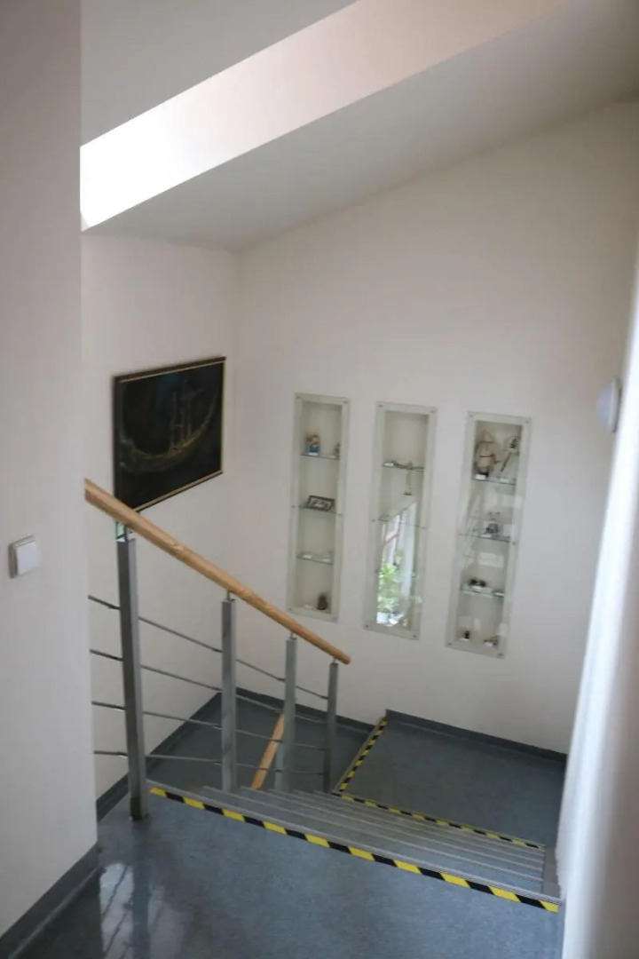 Отель Apple Economy