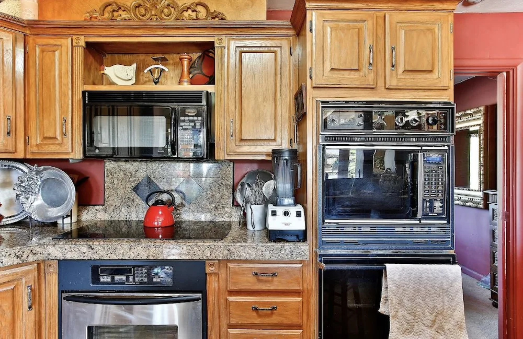 Ellen's Paradise Retreat