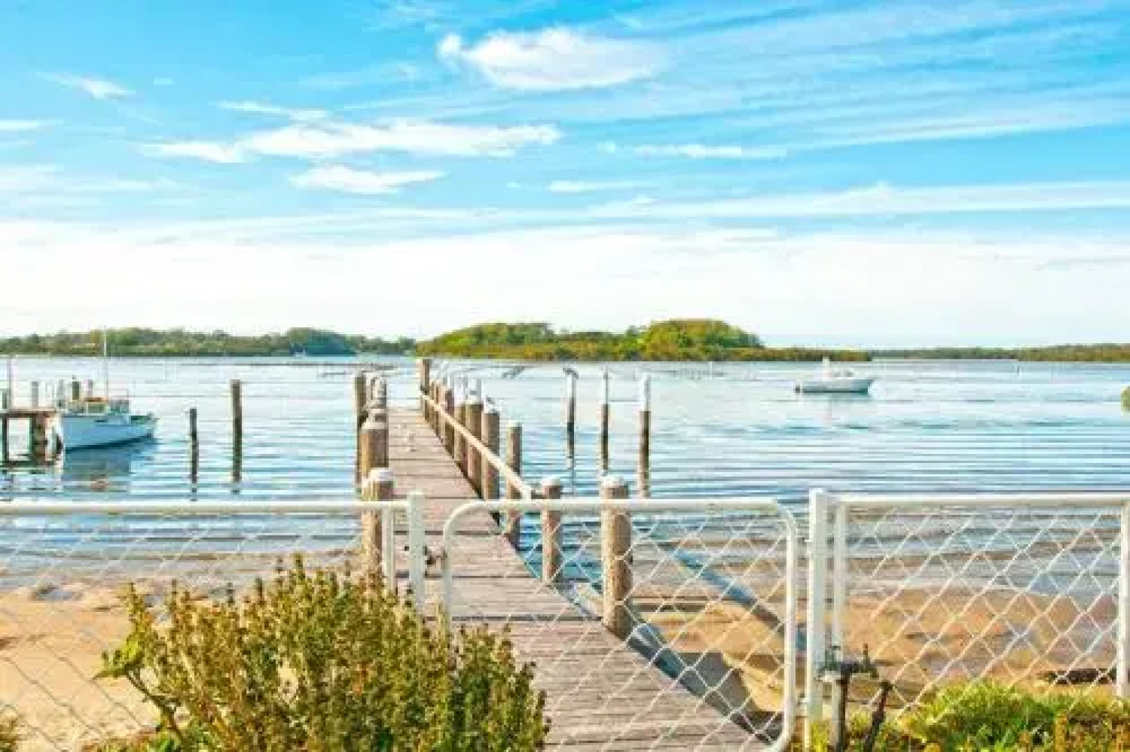 HAIS18G - Riverside Delight