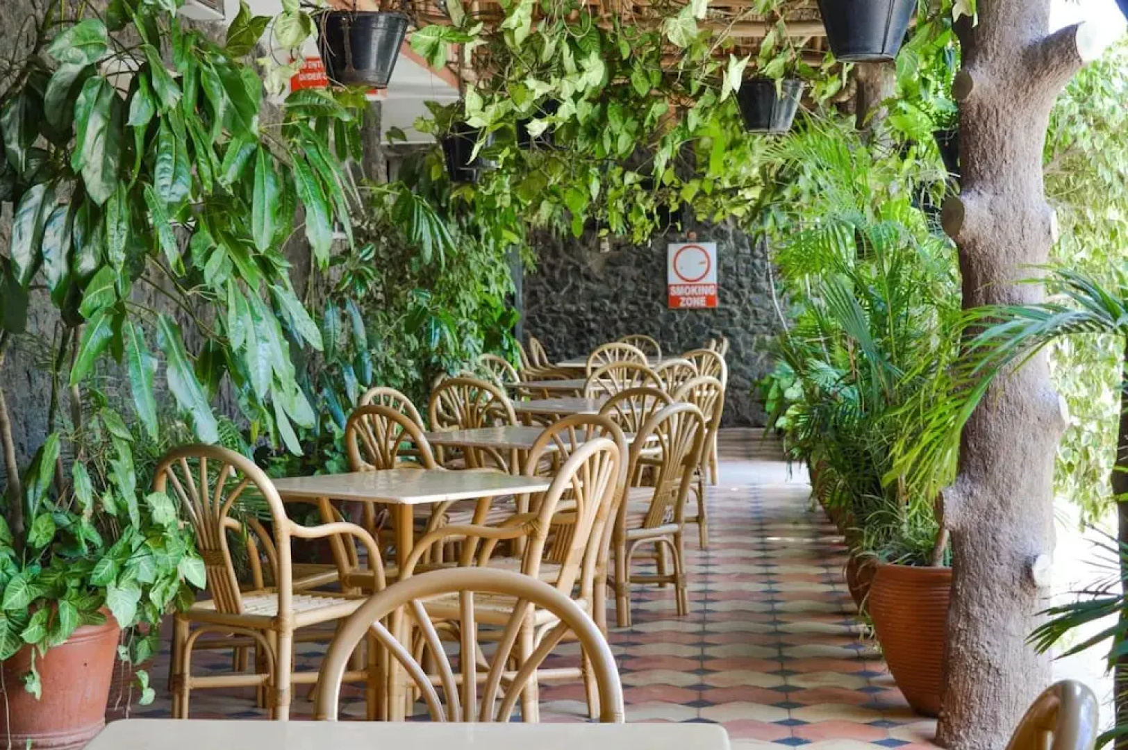 Anthena Hotel