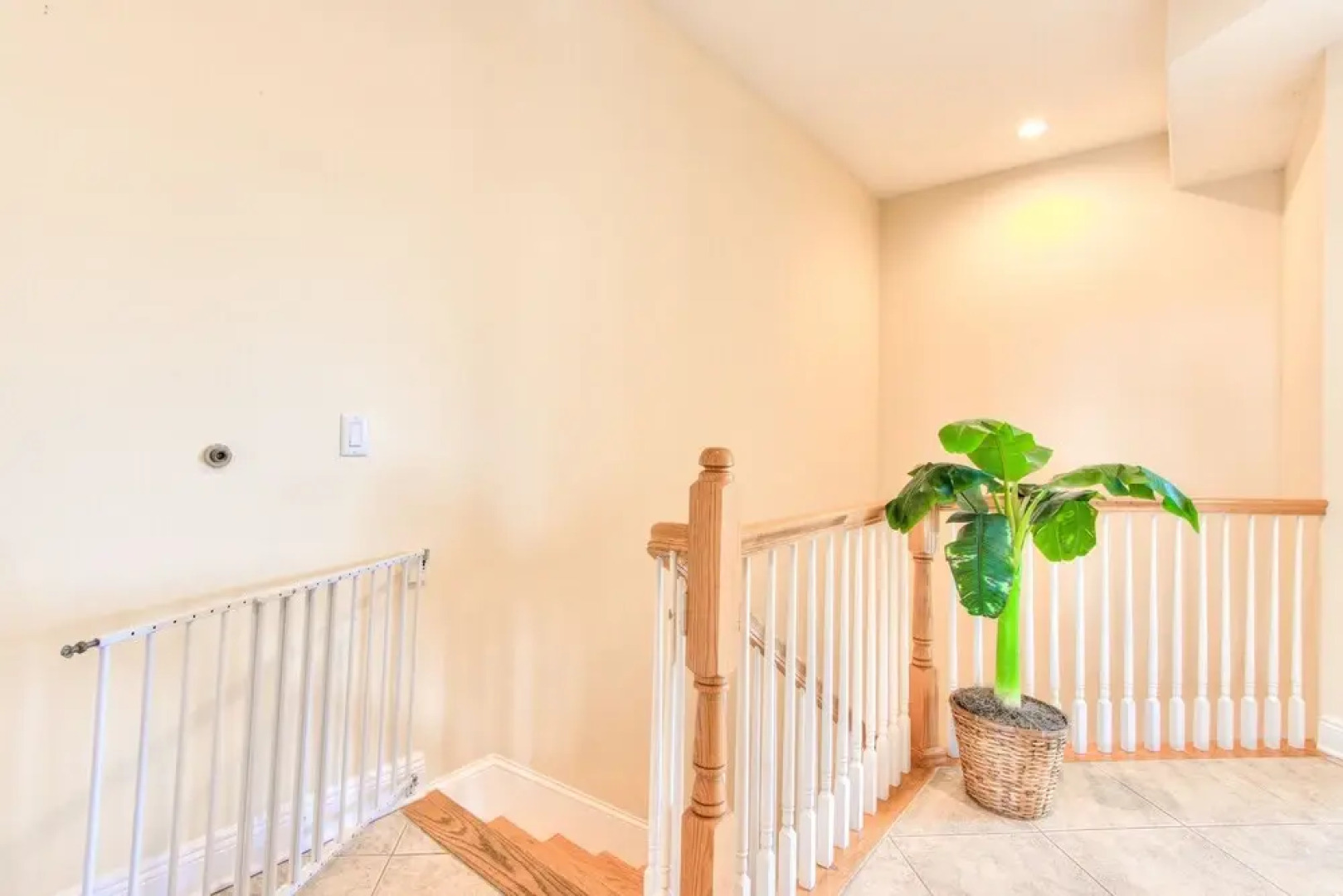 Bayway Luxury Townhome 4 Bedroom Townhouse by RedAwning