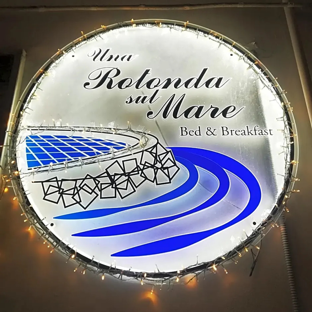 BB Una Rotonda Sul Mare