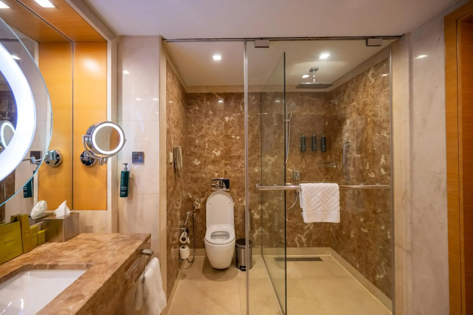 DoubleTree by Hilton Riyadh - Al Muroj Business Gate