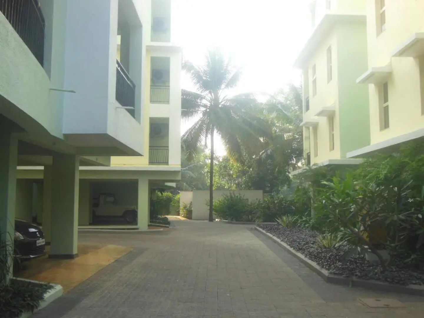 B&F Kensington Square