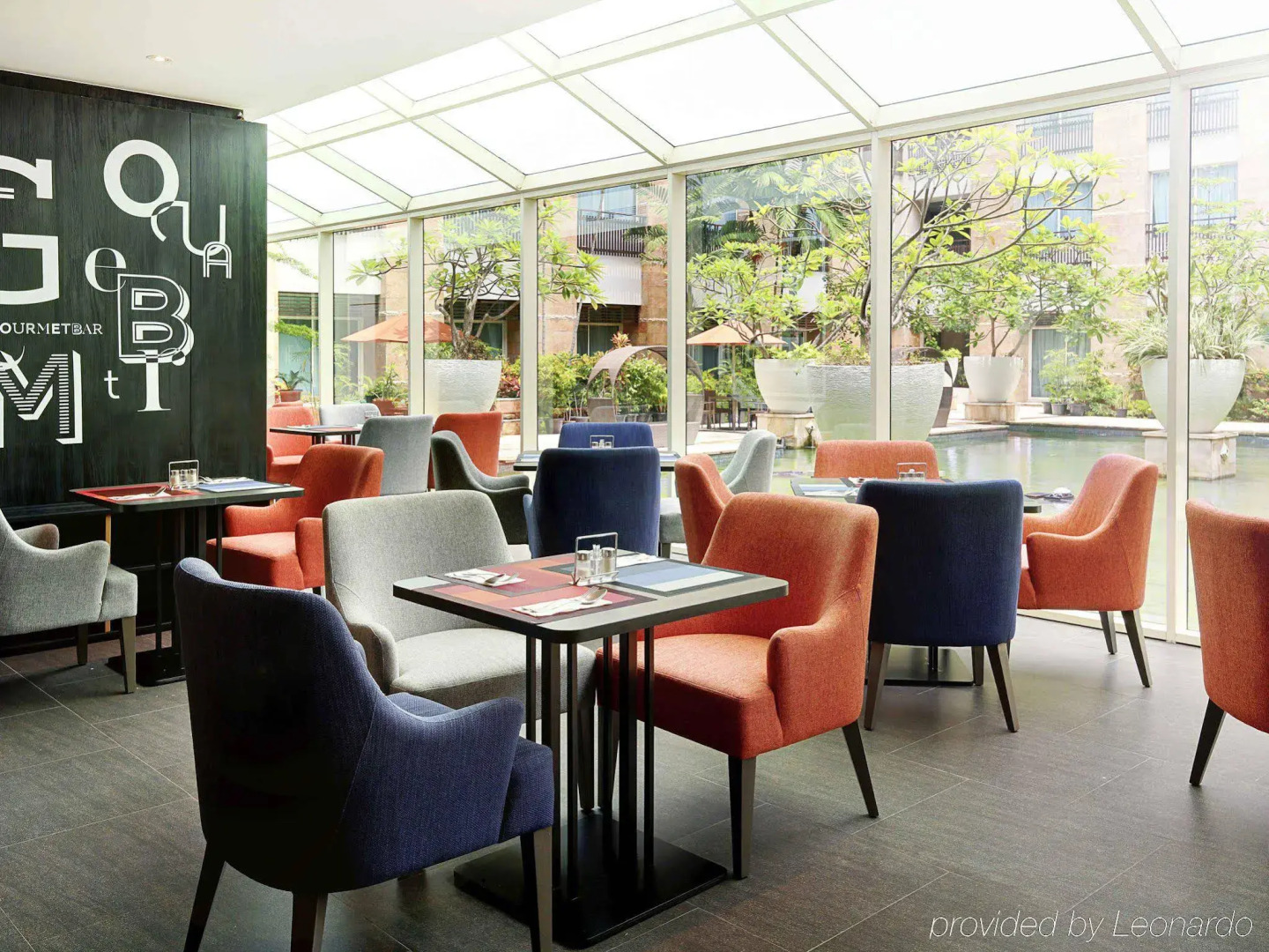 Novotel Jakarta Mangga Dua Square Hotel