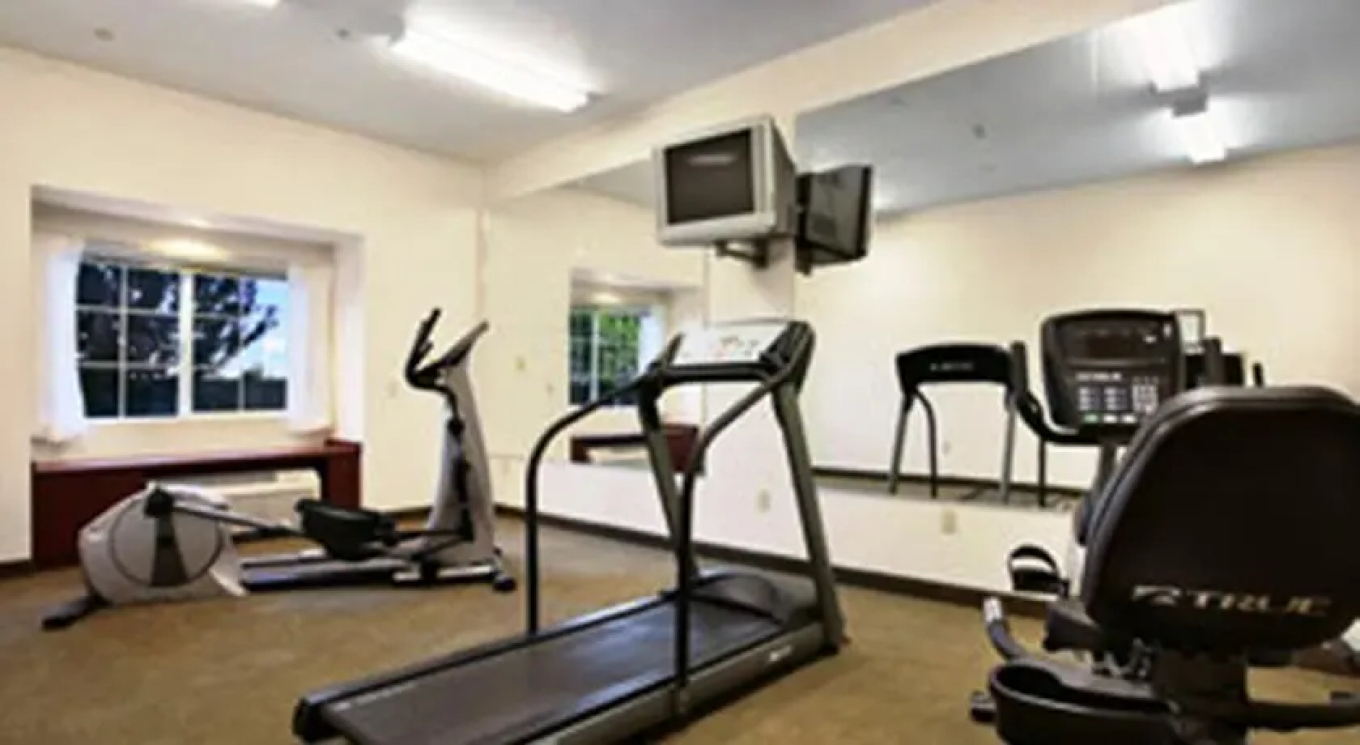 Microtel Inn & Suites