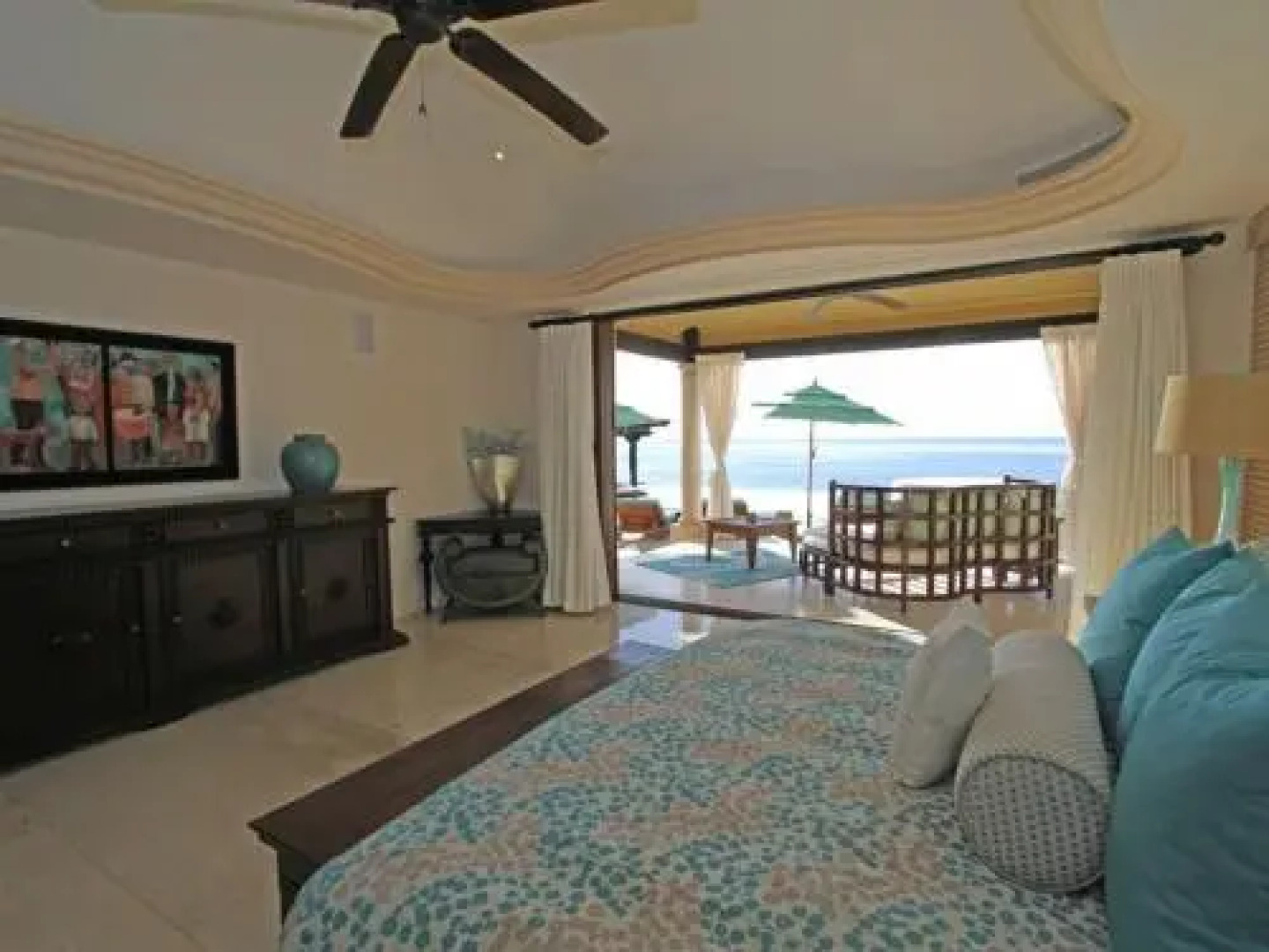 Casa Cortez  by Cabo Platinum