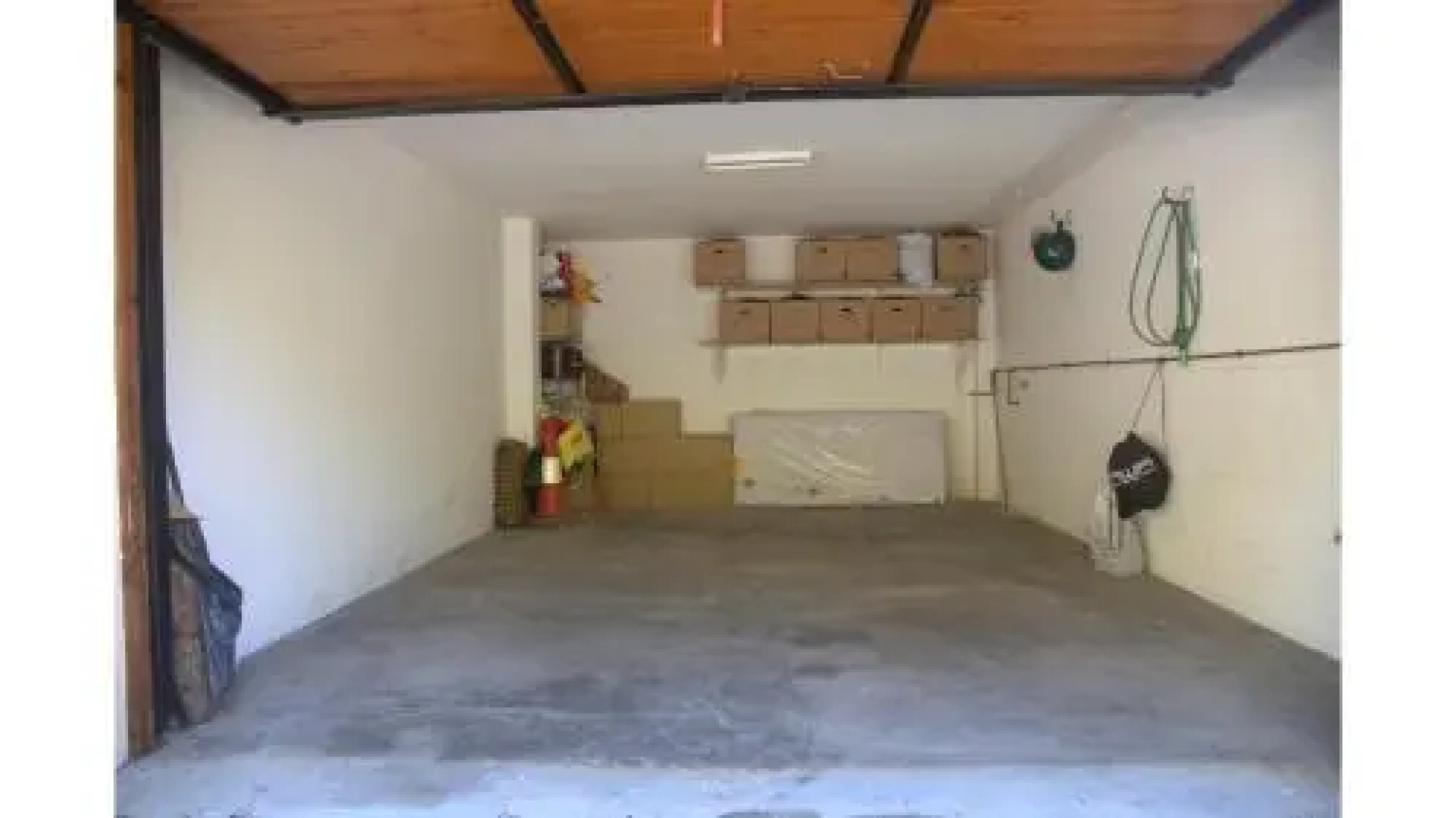 Margaret's Family House with pool and parquing