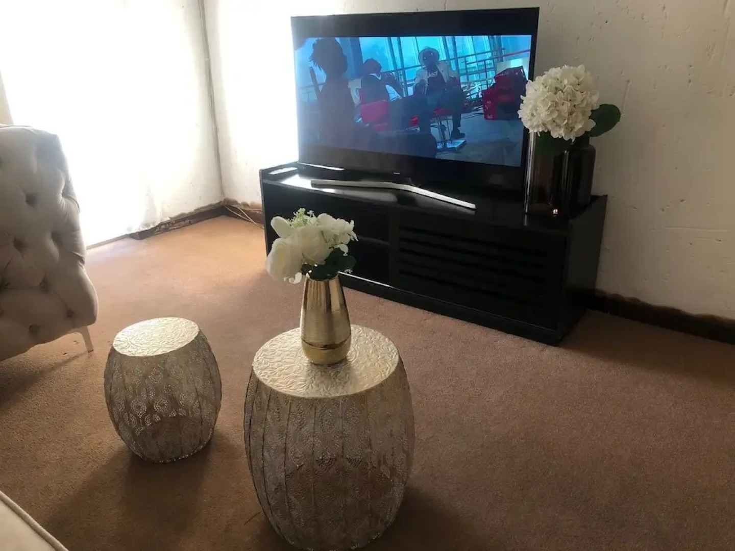 Inviting 3-bed Apartment in Edenvale