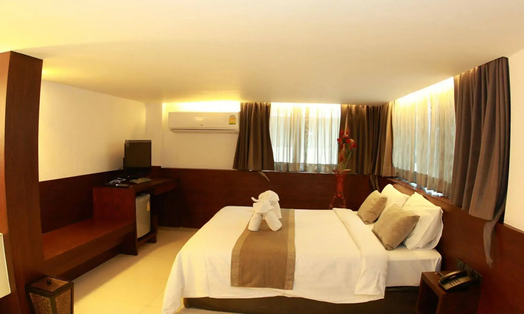 Collection O The Bangkok Airport Link Suite