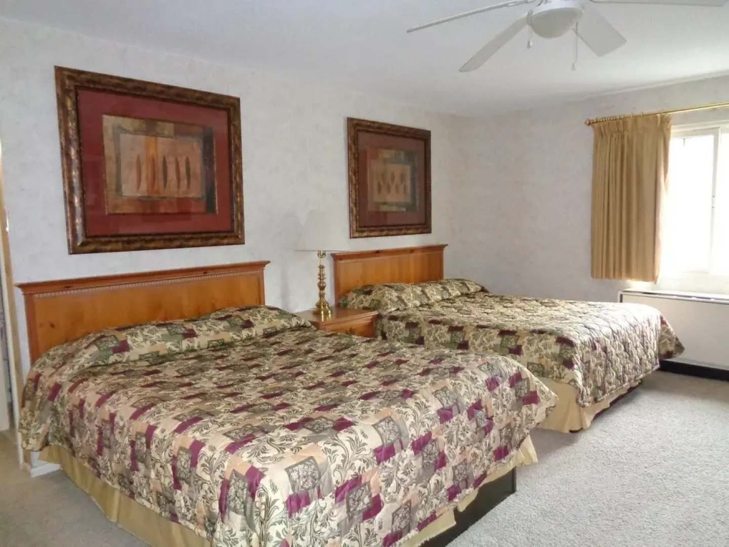 VCI - 4 Seasons at Beech Suite