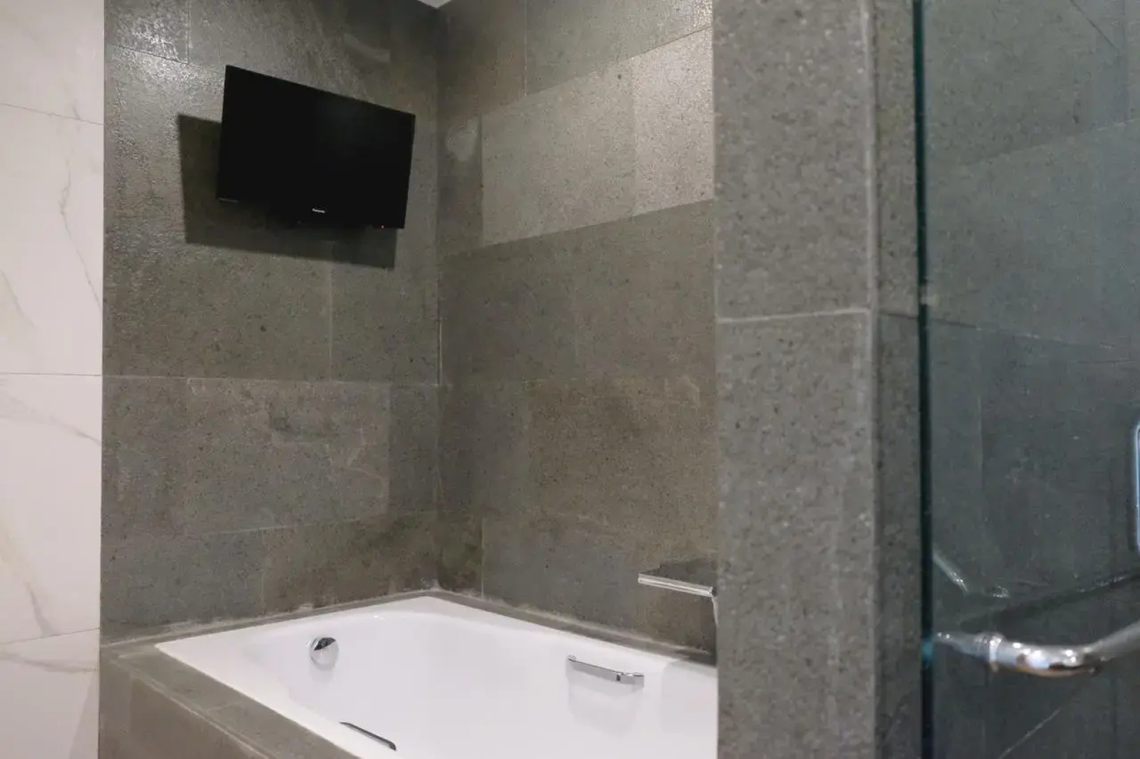 Hotel Santika Premiere Ambon