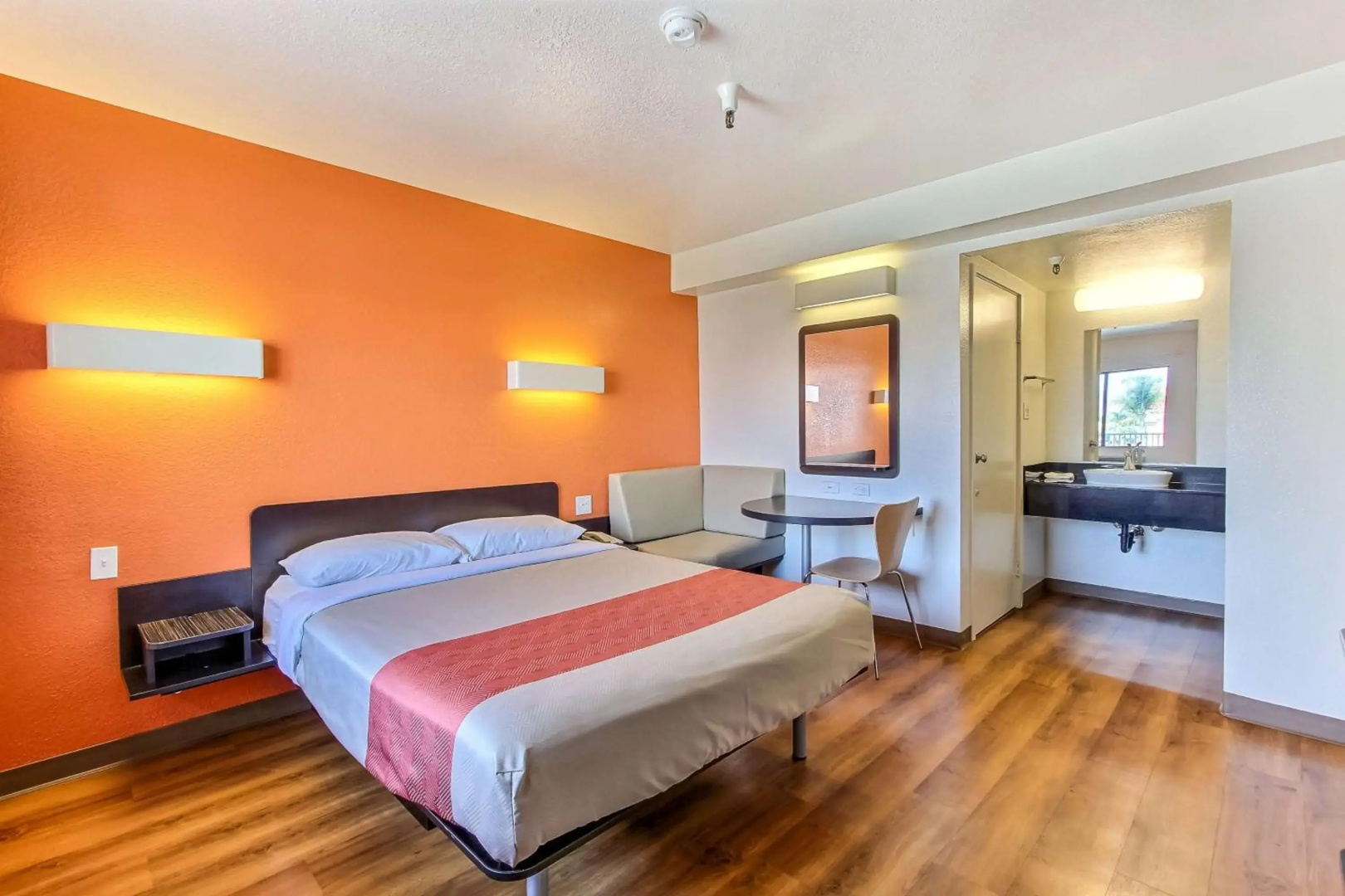 Motel 6 Watsonville, CA - Monterey Area
