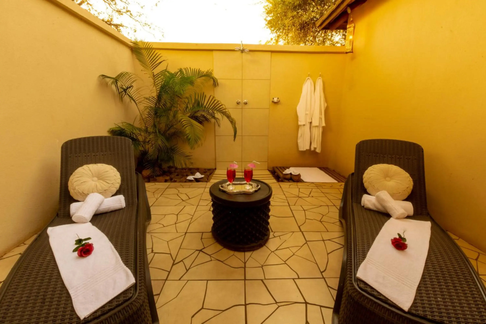 Elandela Private Game Reserve & Luxury Lodge