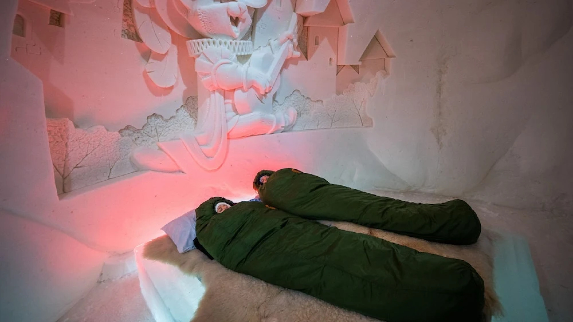Snow Hotel