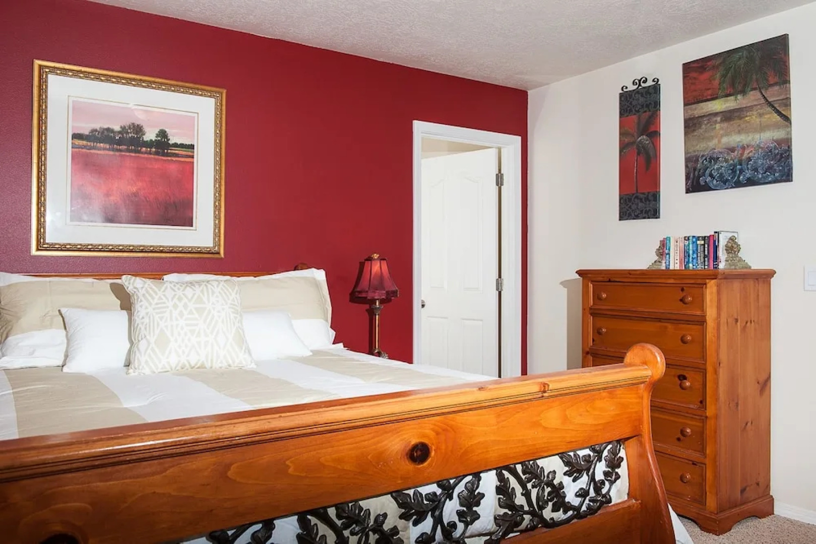 The Blue Crab 4 Br home by RedAwning