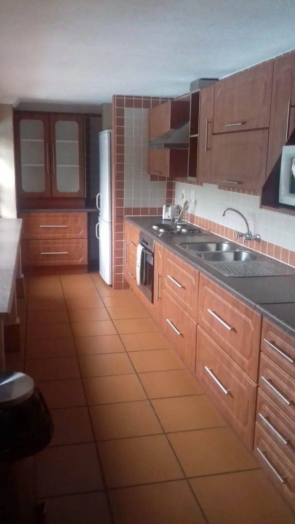 Bambuu Lakeside Lodge