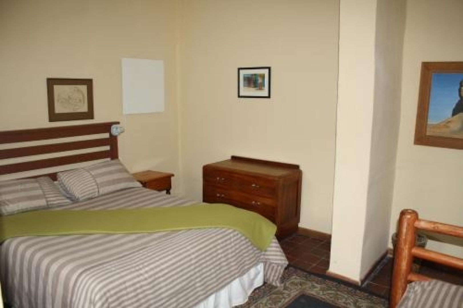 Backpackers Paradise and Joyrides