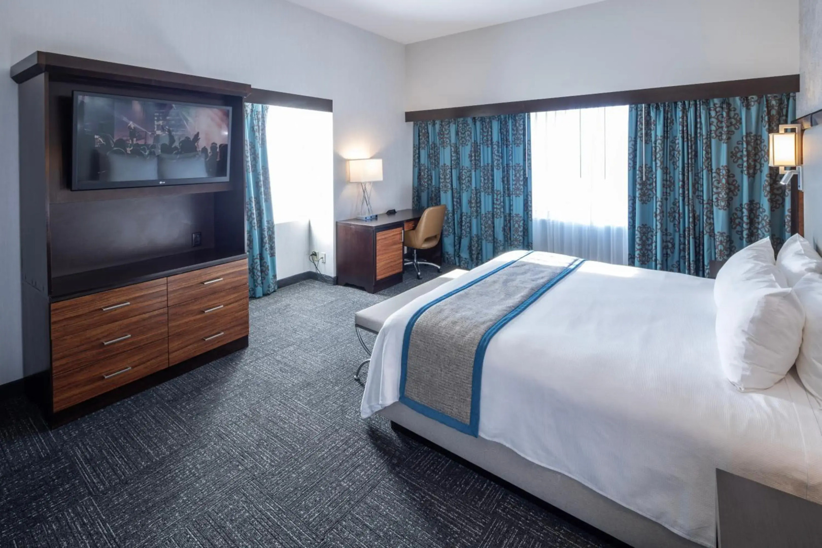 Akwesasne Mohawk Casino Resort and Players Inn