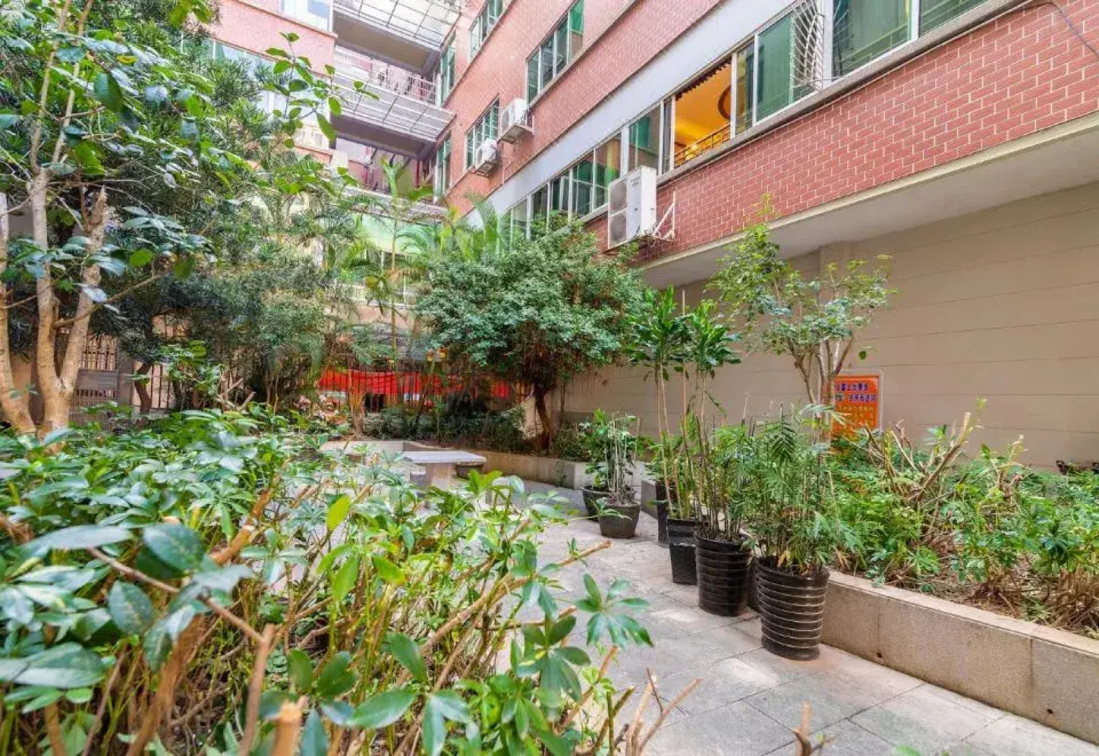 Fu Shi Hotel