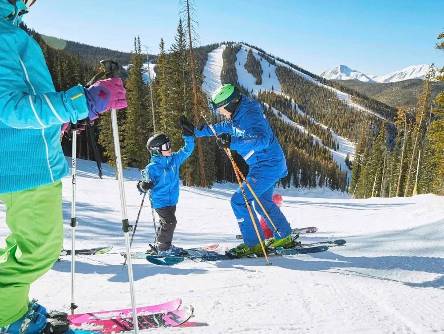 Chateaux DuMont 2708