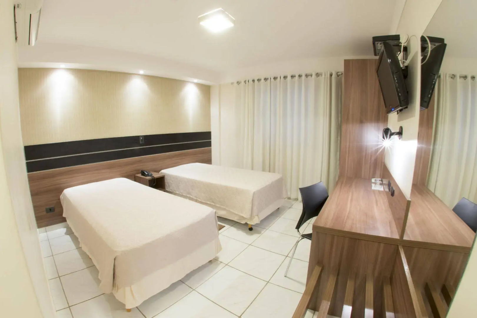 Estoril Hotel Marília