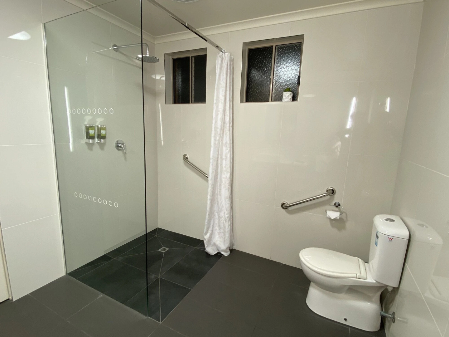 Coastal Waters Motor Inn