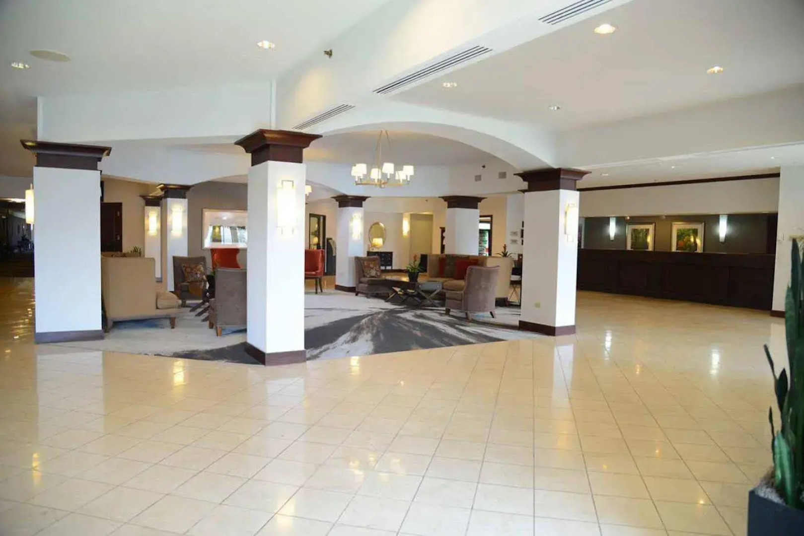 DoubleTree by Hilton Hotel Syracuse