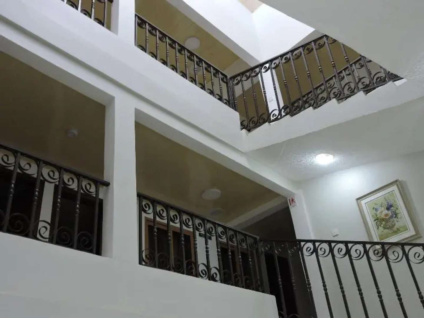 Allseasons Hotel Ltd