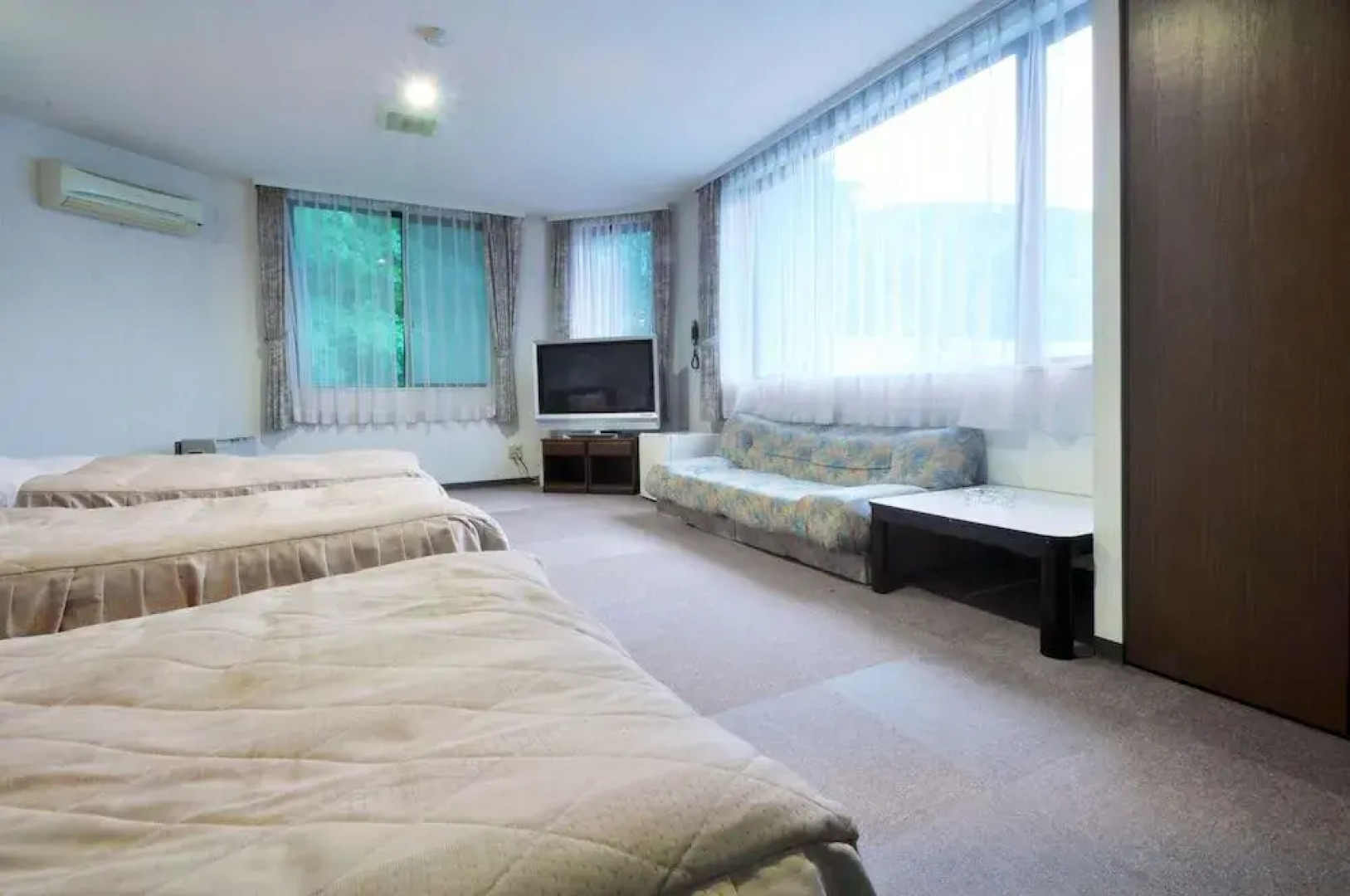 Pension Shadow Classe