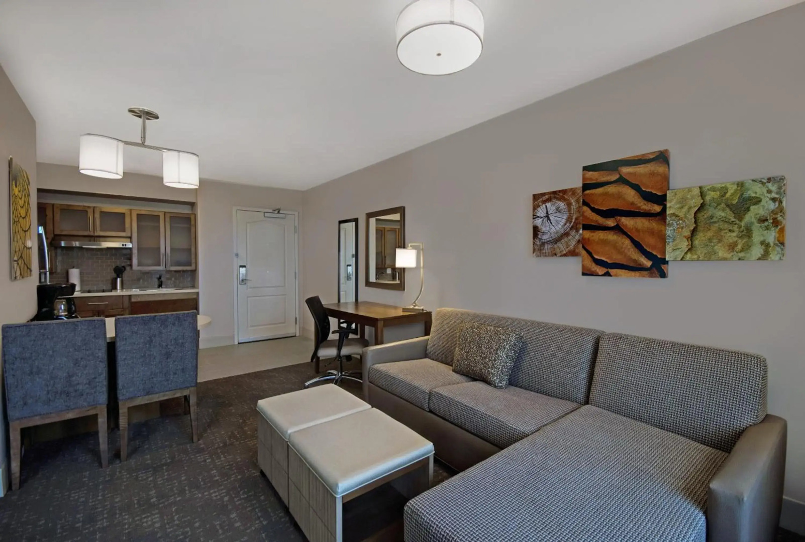 Staybridge Suites Sterling Heights - Detroit by IHG