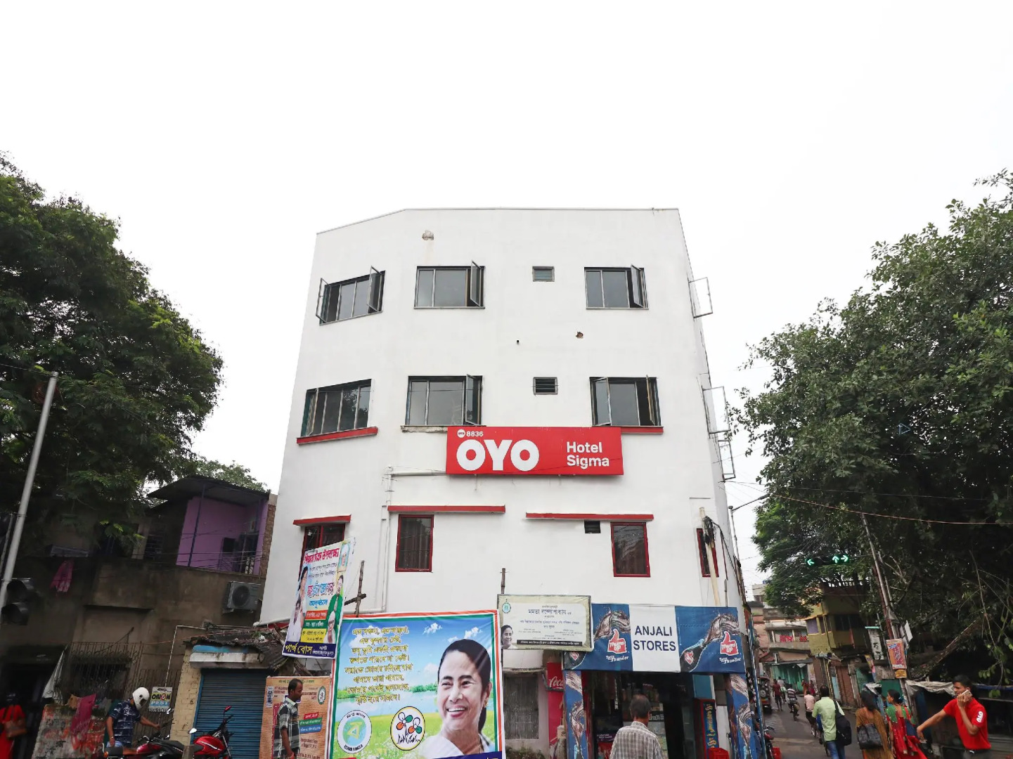 OYO 8863 Hotel Sigma