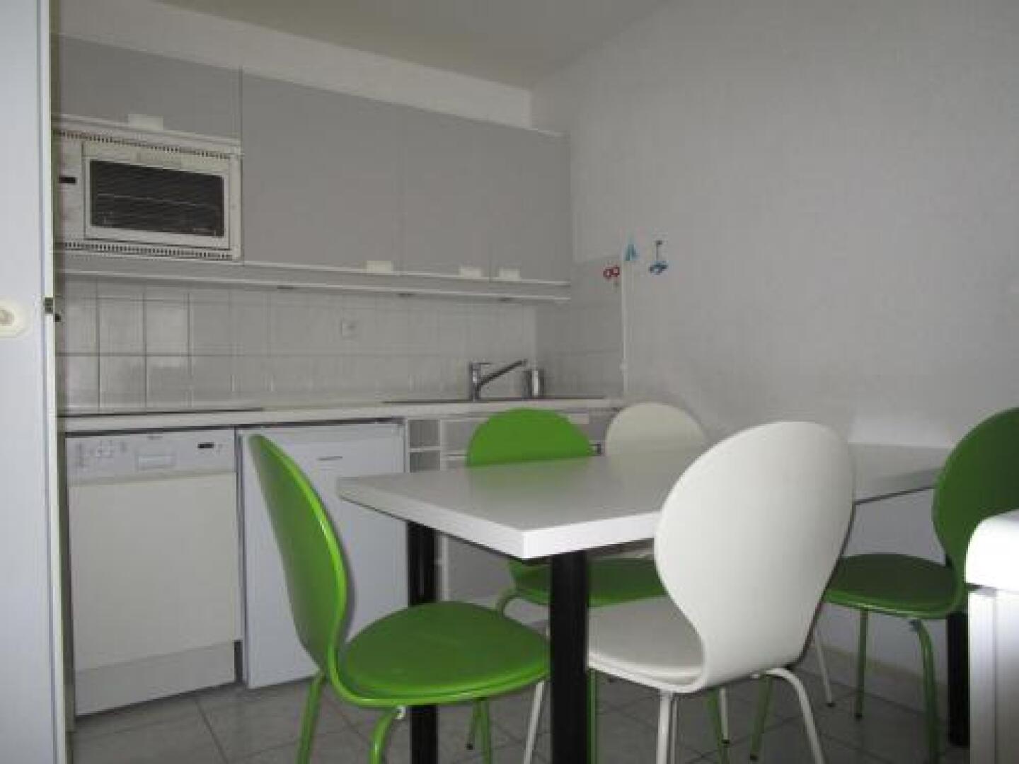 Rental Villa Place Guynemer