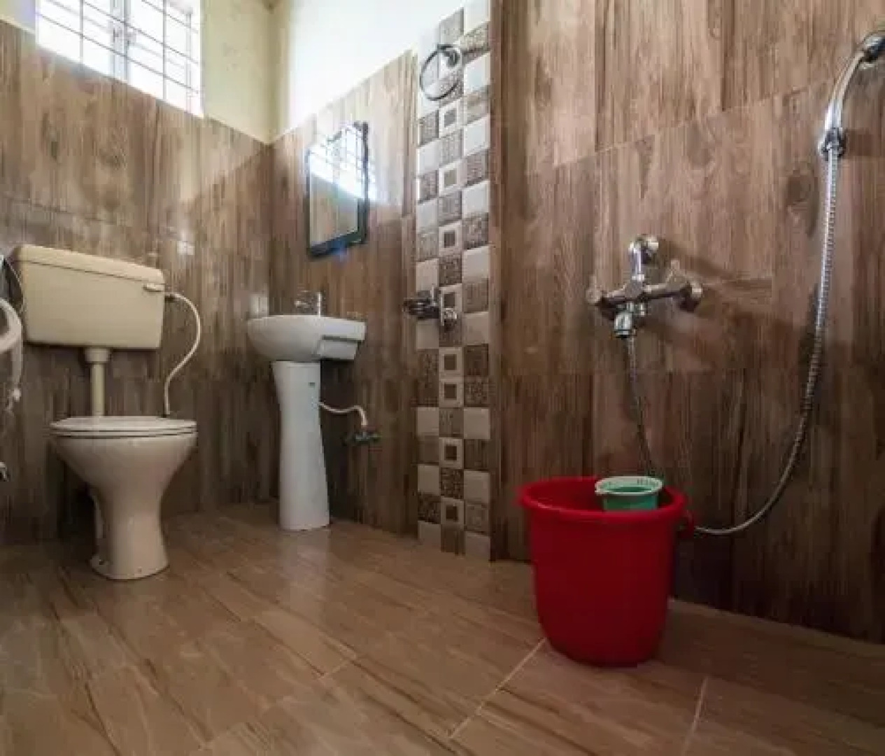 7 Sisters Falls View Inn Hotel