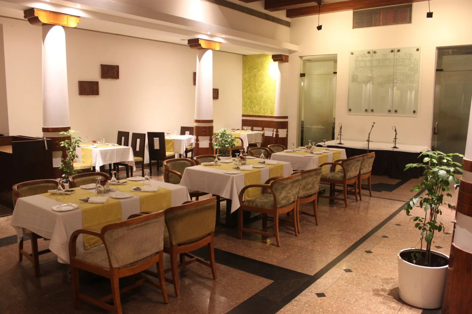 Hotel Maurya