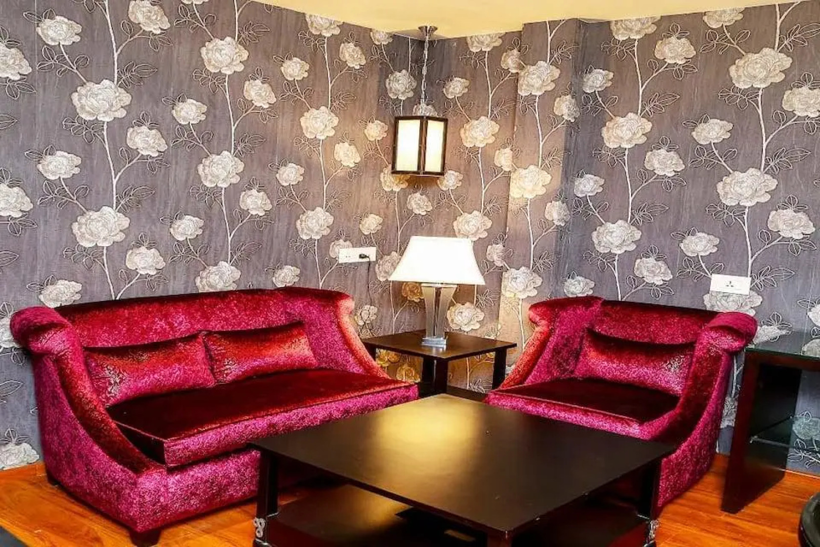 Hotel Siddharth Premiere