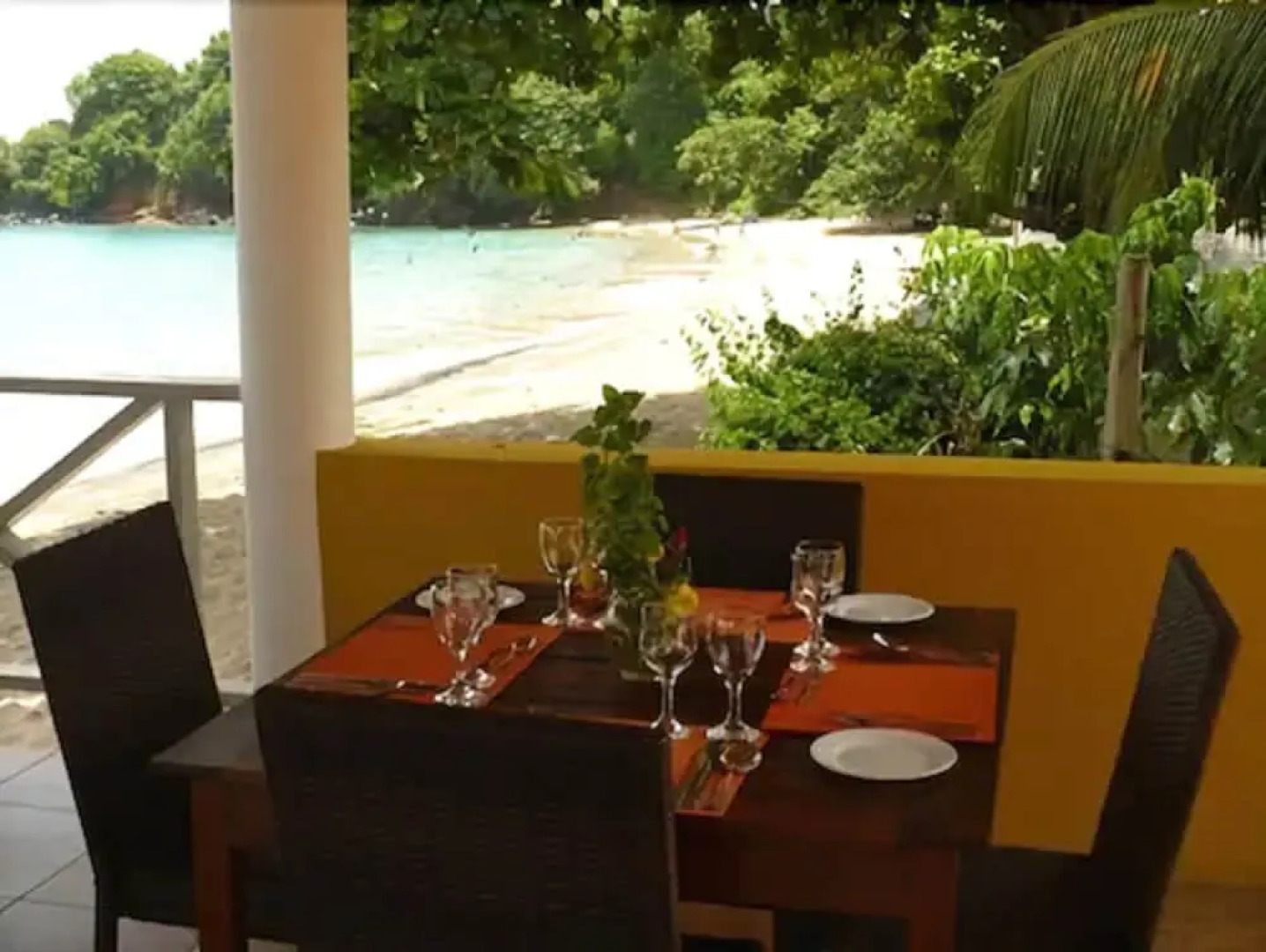 Paradise Beach Hotel