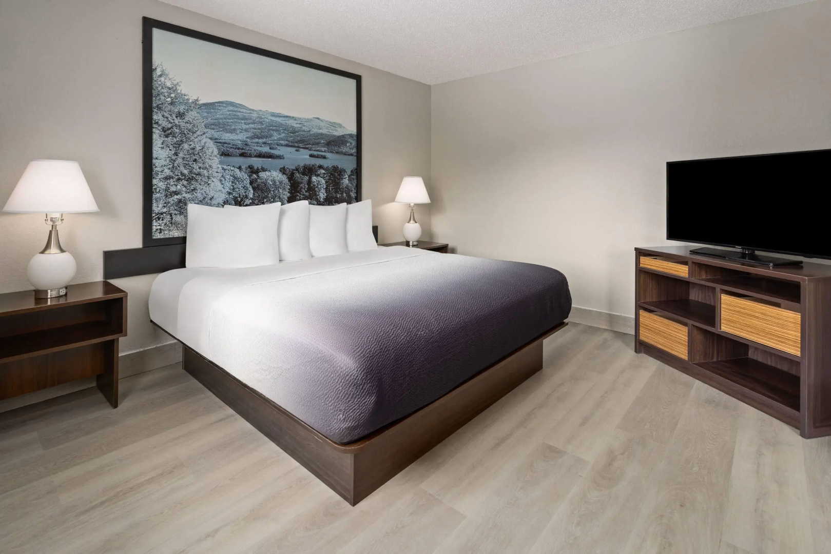 Super 8 by Wyndham Latham/Albany Airport