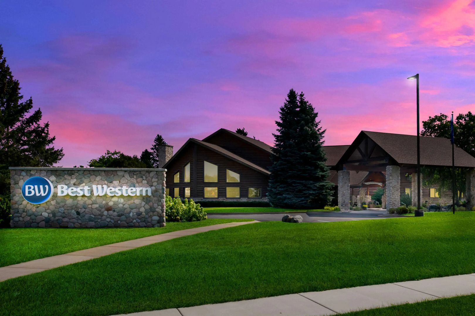 Best Western Northwoods Lodge
