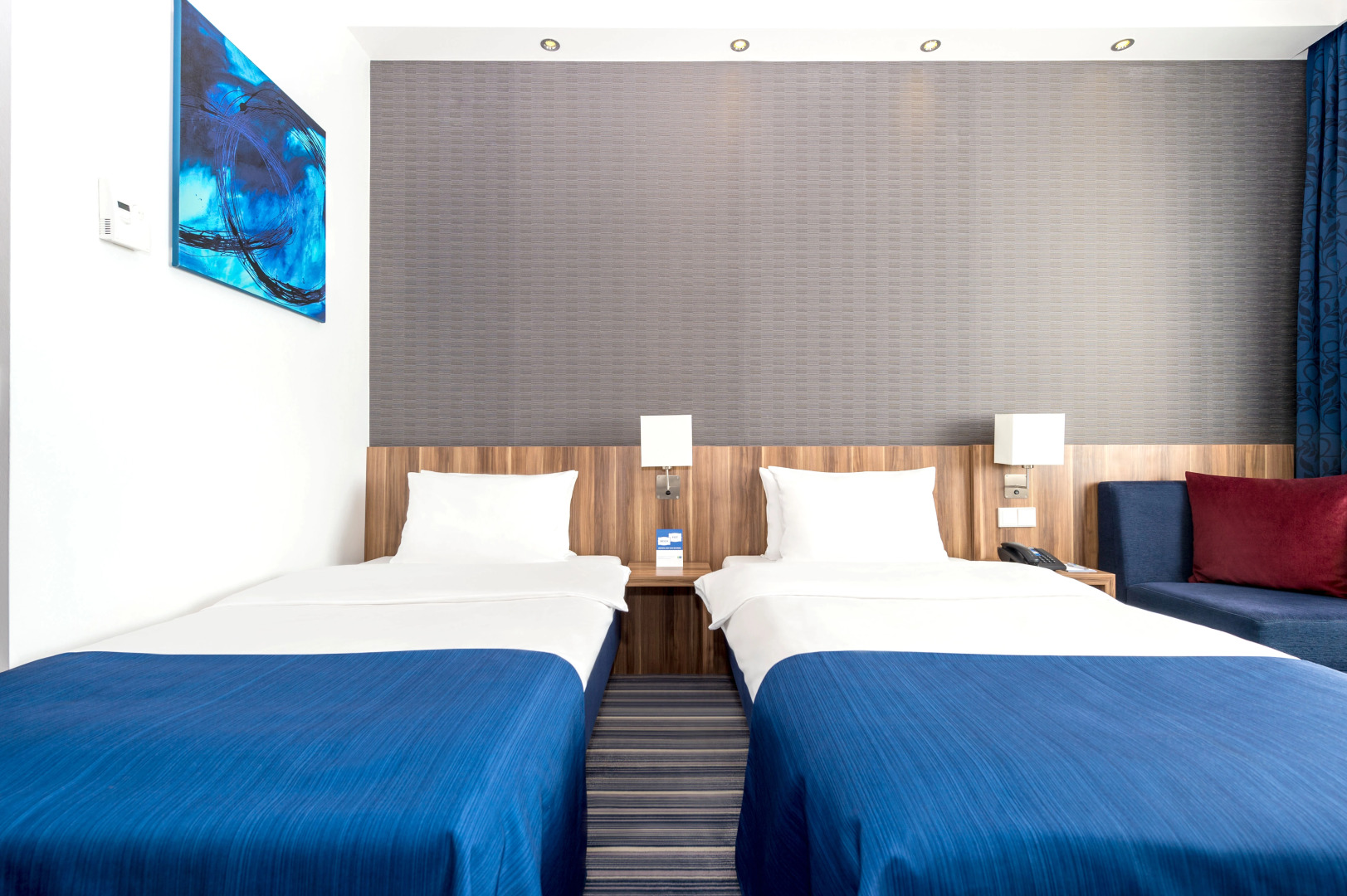 Holiday Inn Express Bremen Airport by IHG